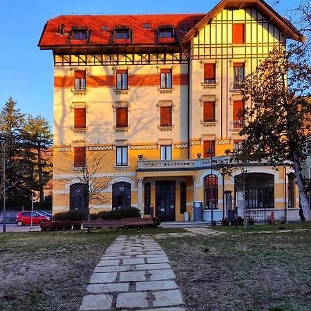 Ferienwohnung Bilocale Liberty Viggiù Exterior foto
