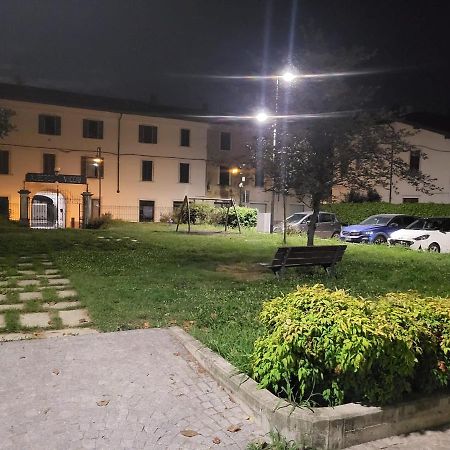 Ferienwohnung Bilocale Liberty Viggiù Exterior foto