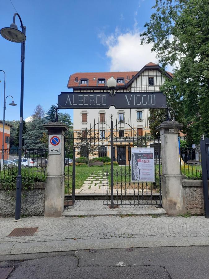Ferienwohnung Bilocale Liberty Viggiù Exterior foto