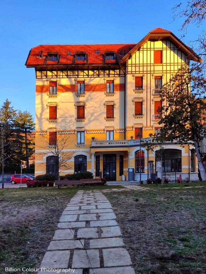 Ferienwohnung Bilocale Liberty Viggiù Exterior foto